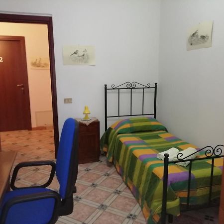 ホテルCasa Claudia パレルモ エクステリア 写真