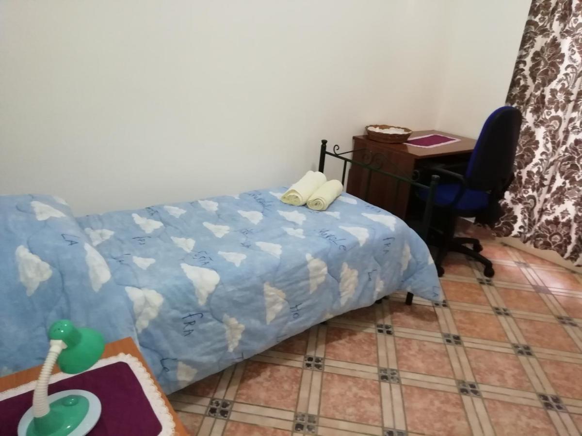 ホテルCasa Claudia パレルモ エクステリア 写真