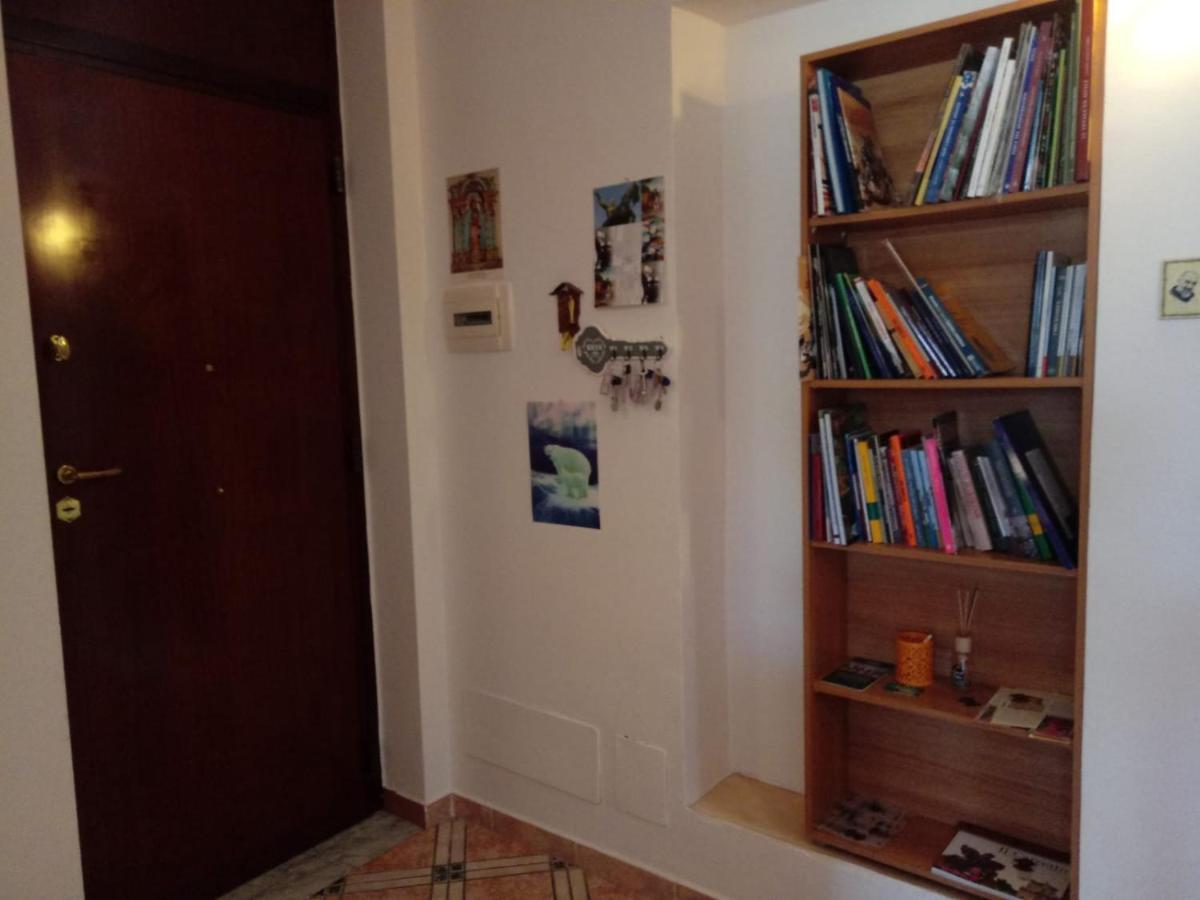 ホテルCasa Claudia パレルモ エクステリア 写真