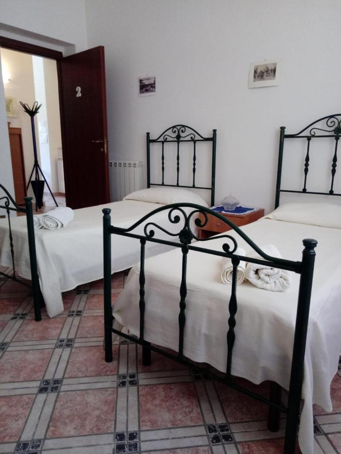 ホテルCasa Claudia パレルモ エクステリア 写真