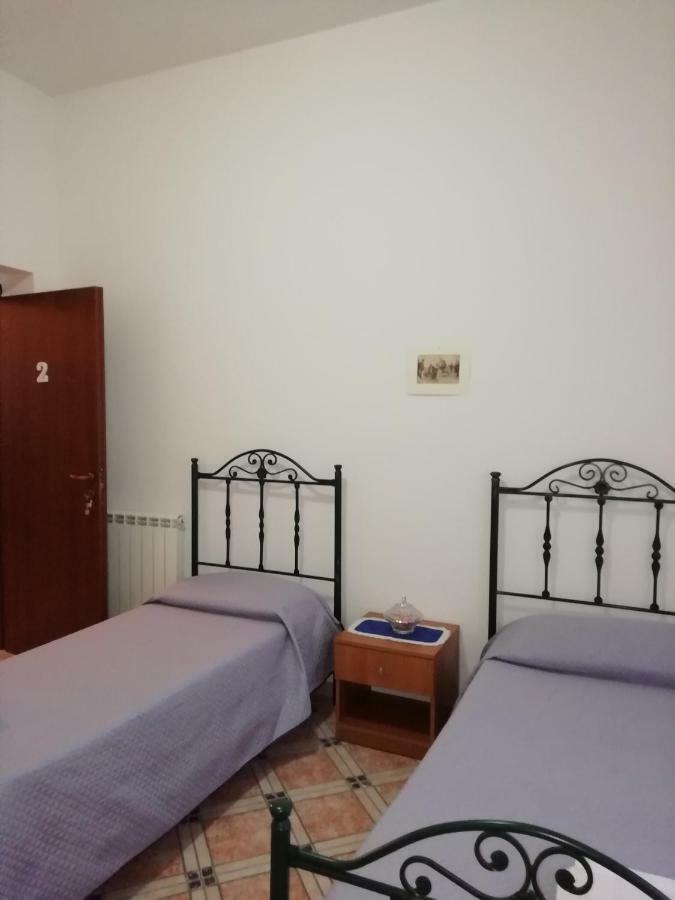 ホテルCasa Claudia パレルモ エクステリア 写真