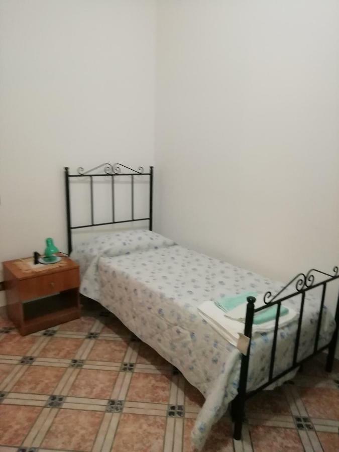 ホテルCasa Claudia パレルモ エクステリア 写真
